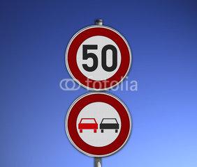 Überholverbot mit 50 kmh - (Verkehr, Tempo, Verkehrsschild)