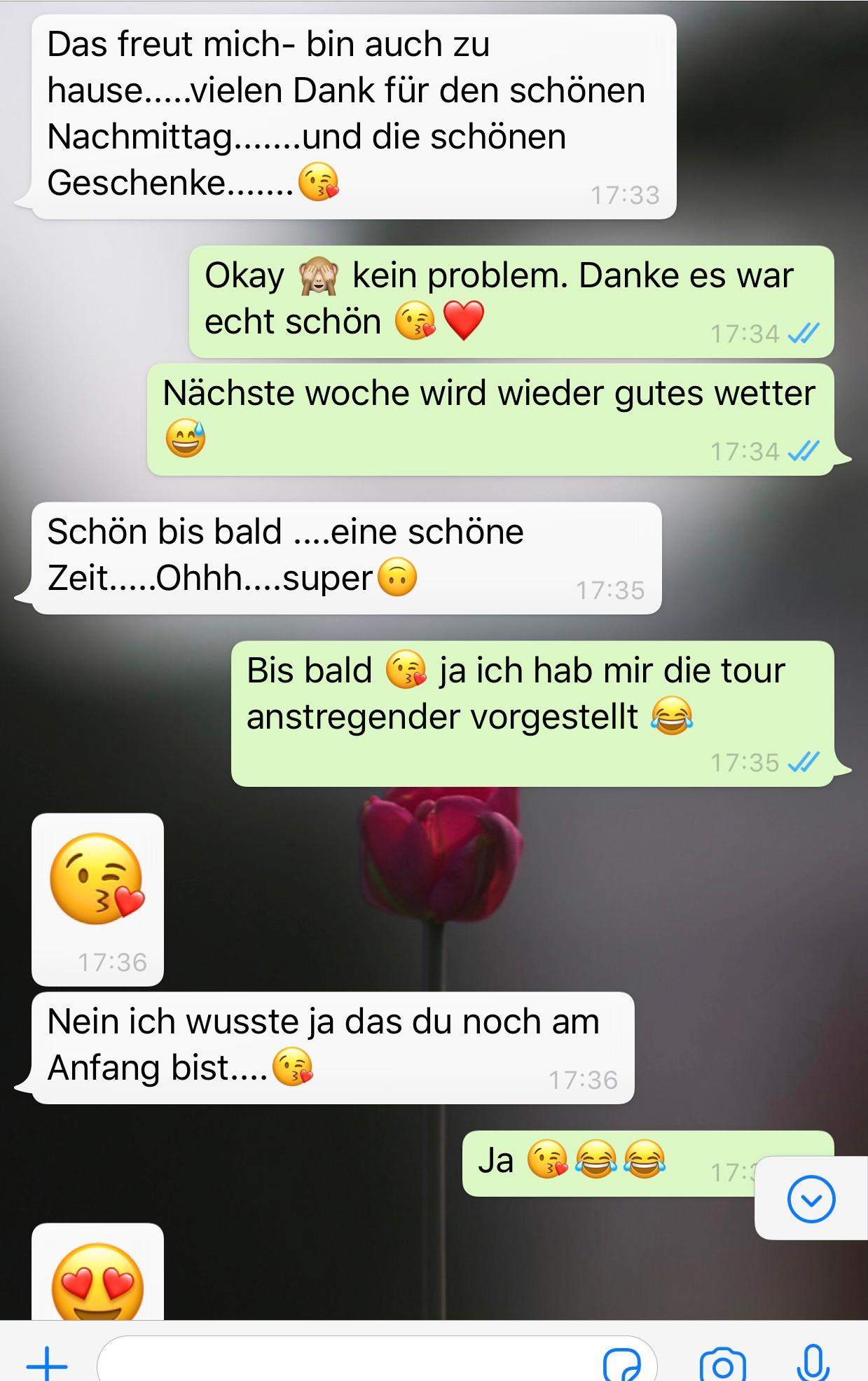 Verliebt In Eine Arbeitskollegin Was Tun Verliebt als Frau in vieel ältere Arbeitskollegin? (Arbeitskollegen)