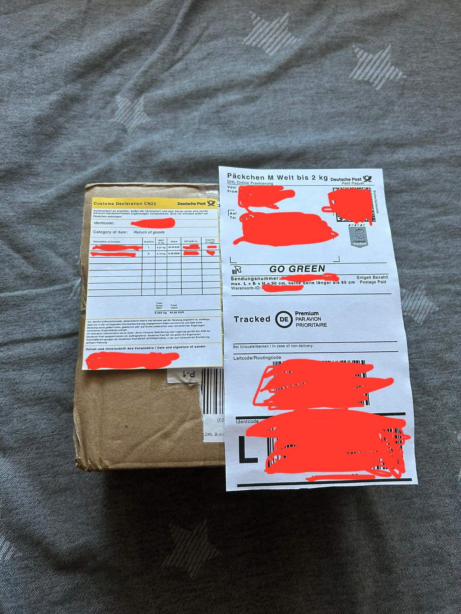Versandetikett richtig platziert? (Post, Versand, Paket)