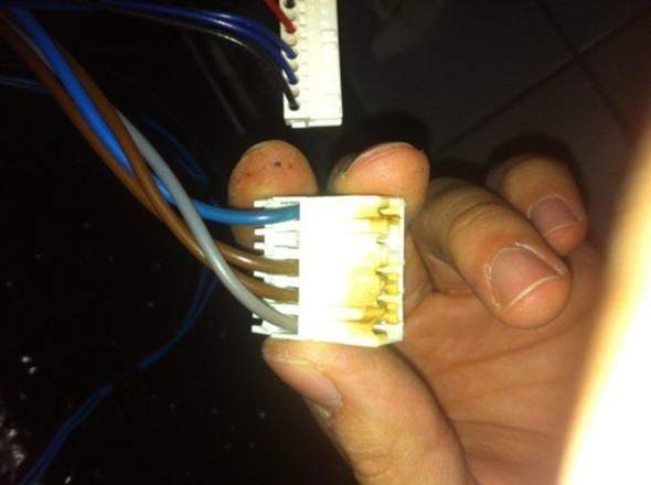 Verschmortes Kabel von Spülmaschine reparieren?