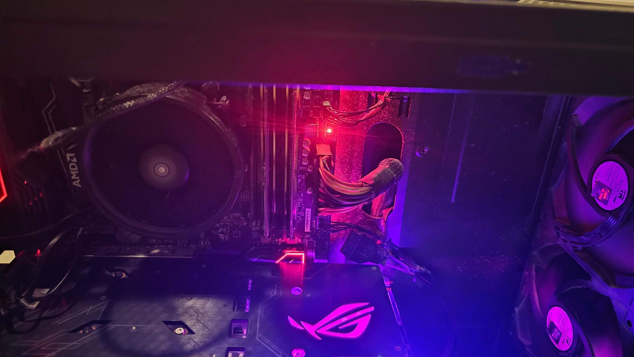 VGA debug led an was machen? (Gaming PC, Mainboard, GPU)