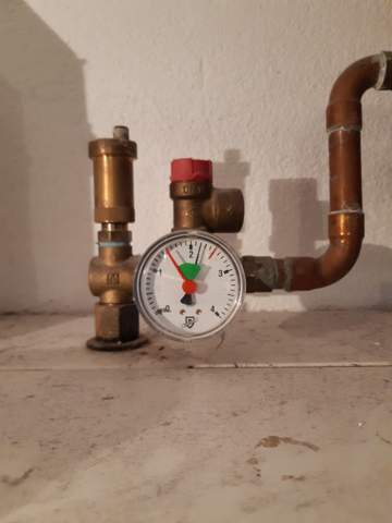 Viessmann Vitodens 300 - Heizung verliert Wasser ...