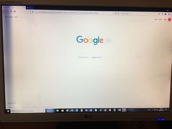 Violetter Streifen Und Schatten Auf Pc Bildschirm Computer Technik Technologie