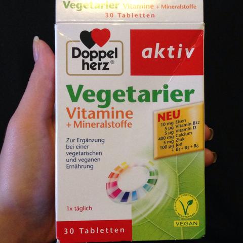 - (Pille, Vegetarier, Vitamine)