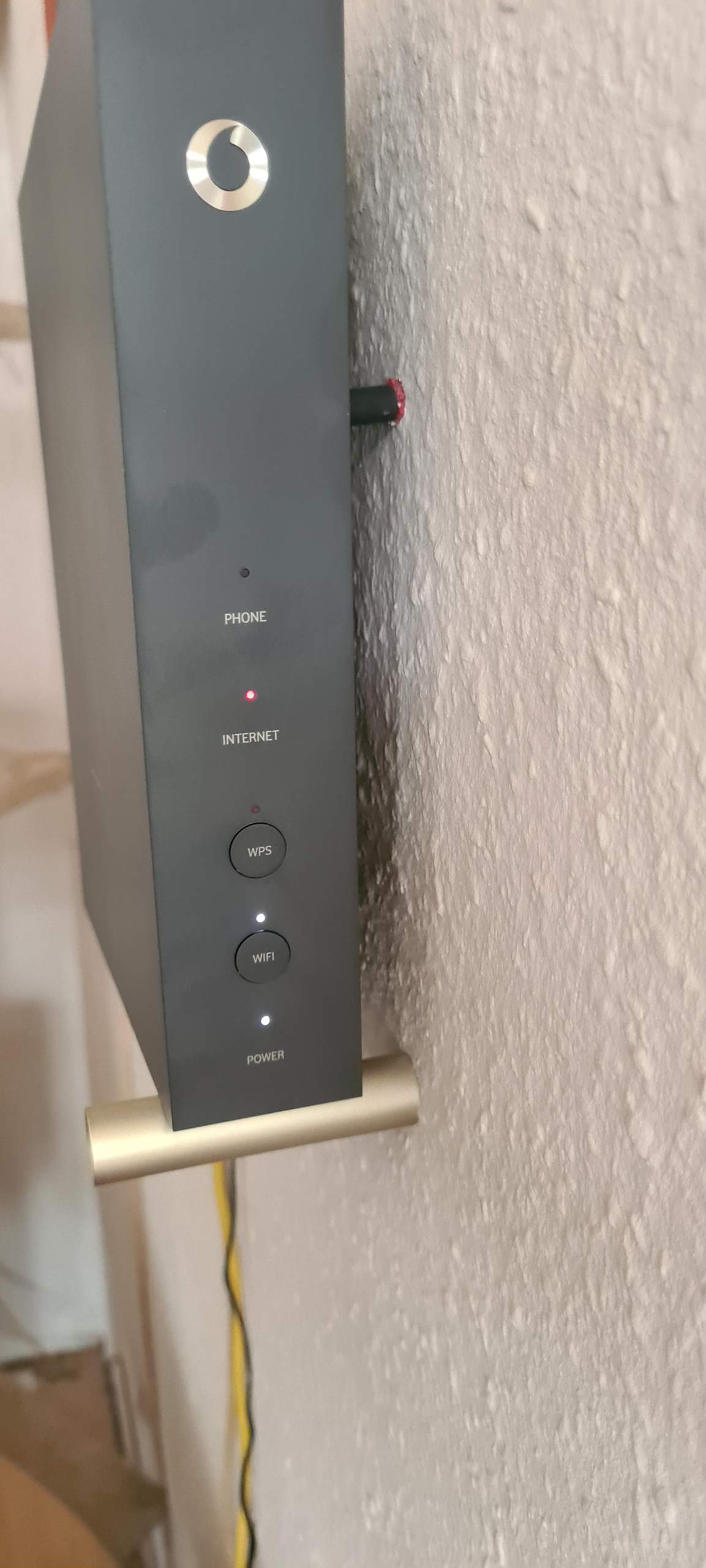Vodafon Router Box internet blinkt rot und kein aber auch kein wlan ...