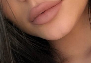 Volle oder schmale Lippen? Was findet ihr sexier?