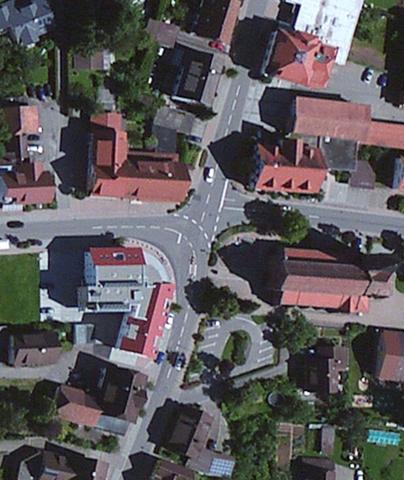 Vorfahrt an einer Kreuzung - worauf muss ich achten? (Recht, Auto, lernen)