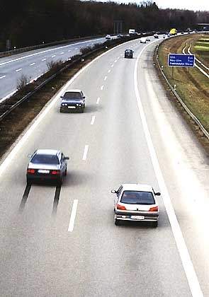 "Vorsicht Geisterfahrer! Auf Der A2 Kommt Ihnen Einen Falschfahrer ...