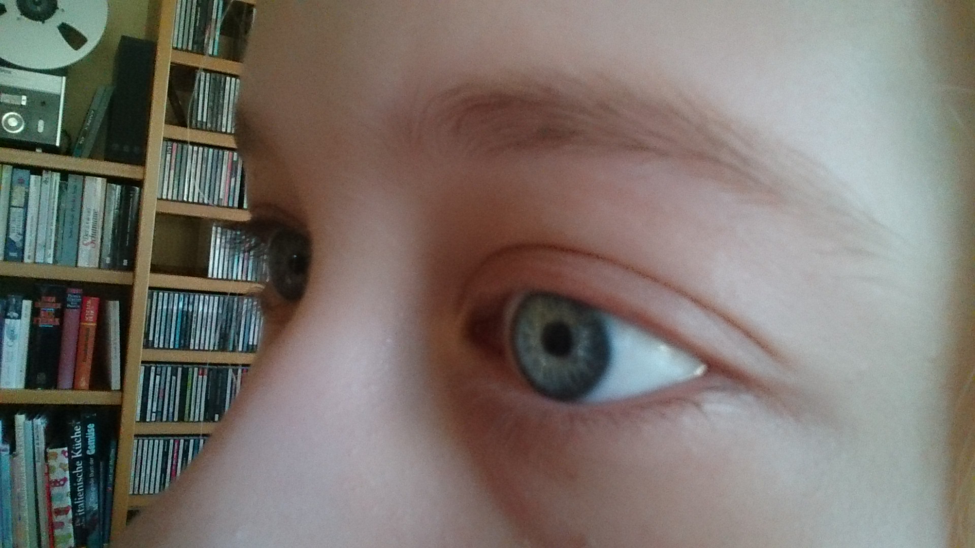 wachsen Wimpern komplett nach und was tun damit es nicht so auffällt? (Freizeit, Beauty)