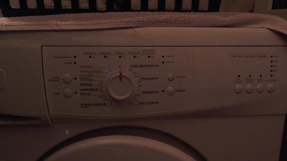 Pic1 - (Waschmaschine, Wäsche waschen)