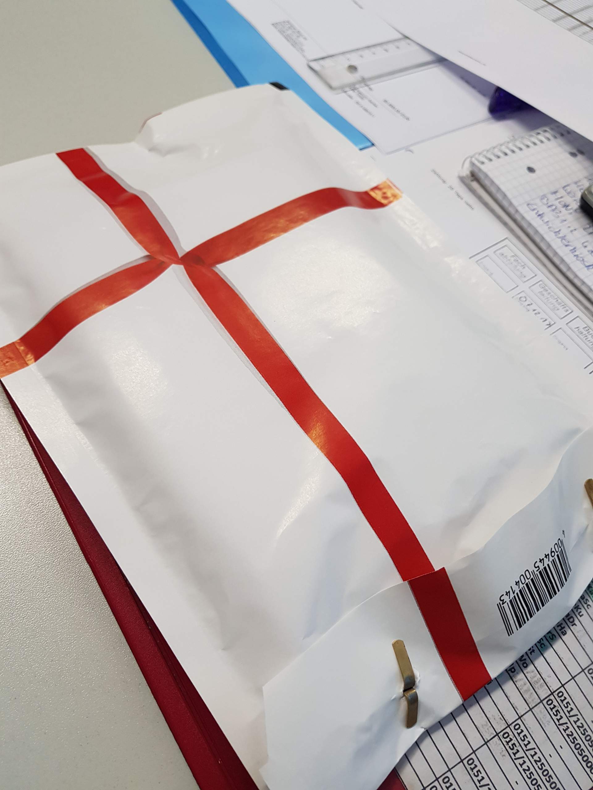 Warensendung oder Großbrief? (Post, Porto, Frankieren)