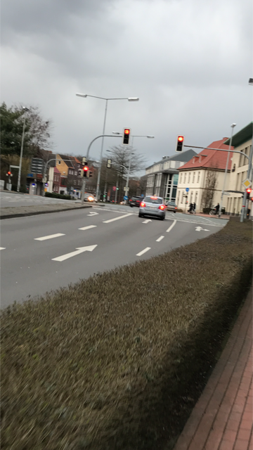 Warum 3 Fahrstreifen? (Auto, Verkehr, Straße)