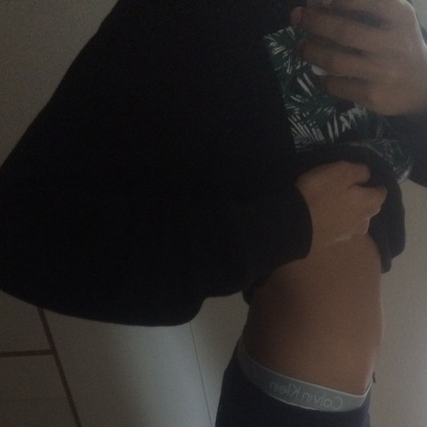 Bild 1 - (Körper, Männer, Bauch)
