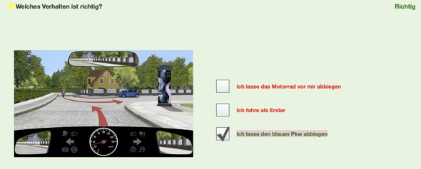 Warum darf der Motorradfahrer zuerst abbiegen? (Auto und Motorrad