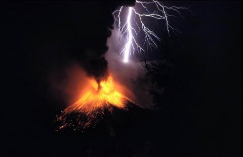Beeindruckender Vulkan - (Menschen, Tiere, Biologie)