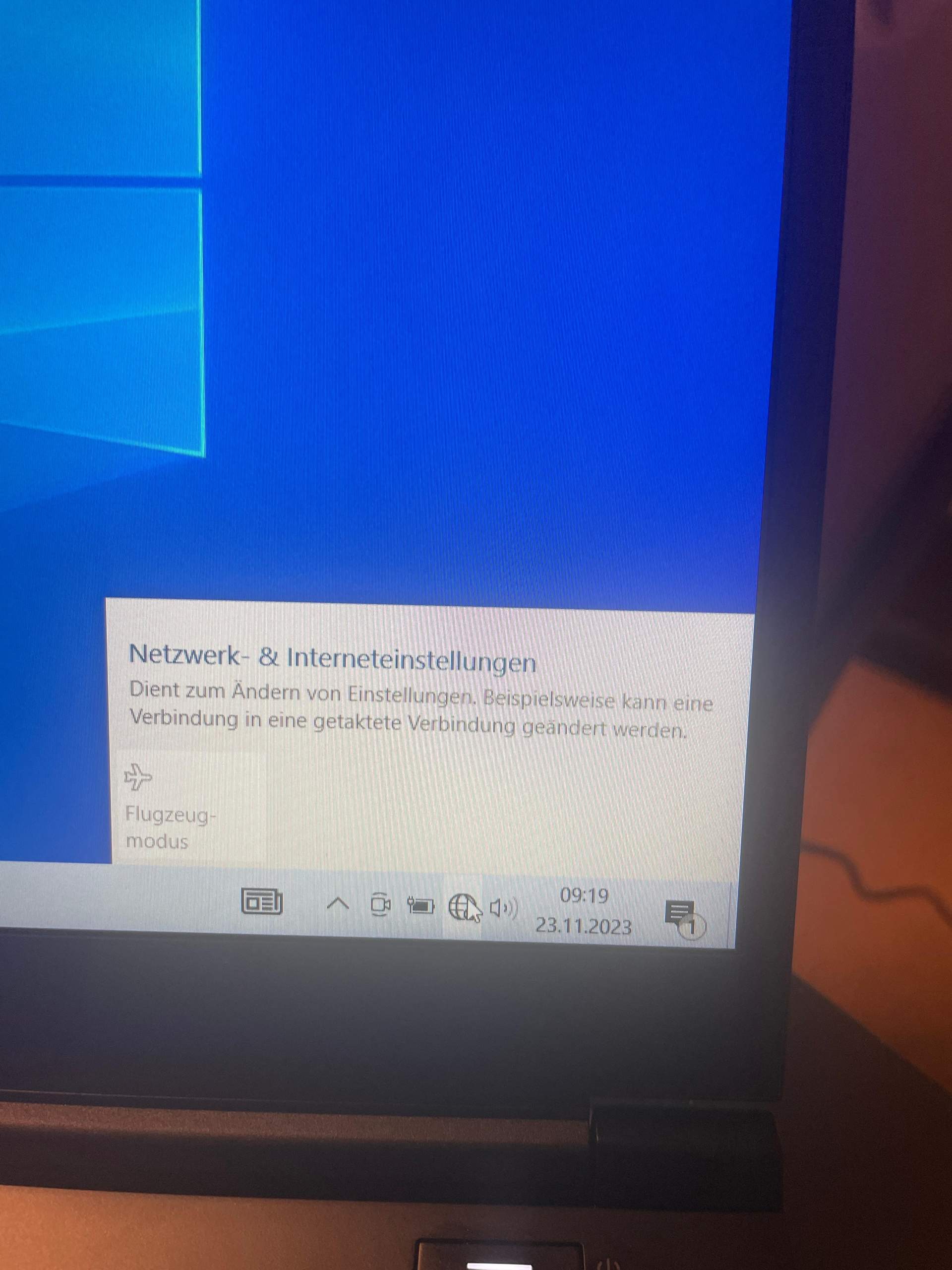Laptop Findet Wlan Nicht Handy Schon Warum findet mein Laptop nicht meinen Wlan Adapter? (Internet, Netzwerk