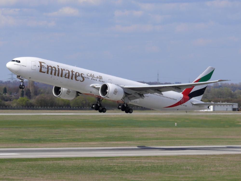 Warum Fliegen Vom Hamburg Airport Nur Kleine Flugzeuge Kein A380 47 Etc Flugzeug Flughafen London