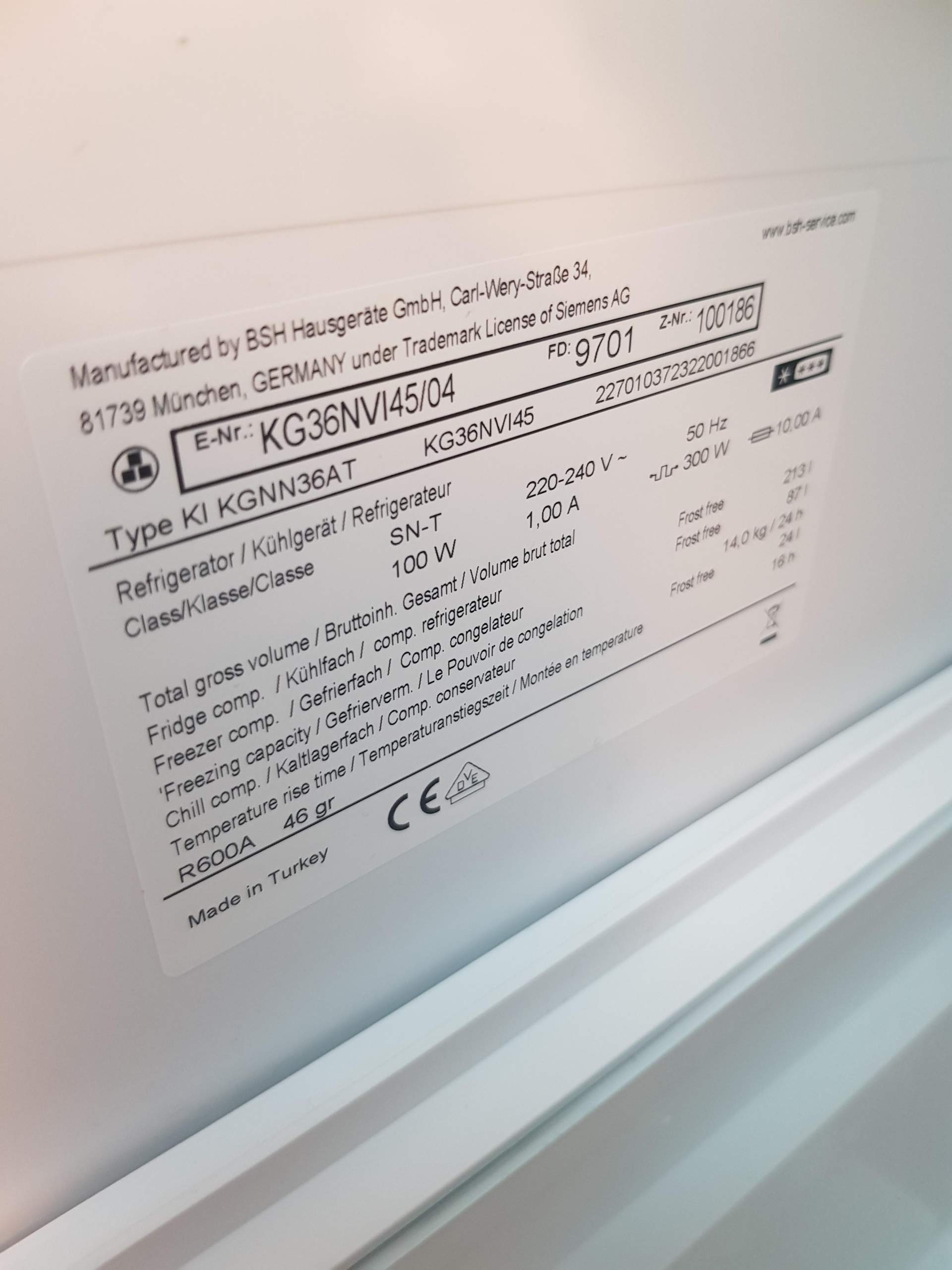 Warum gefriert mein Siemens Kühlschrank komplett ein? (Technik, Technologie, Gefrierschrank)