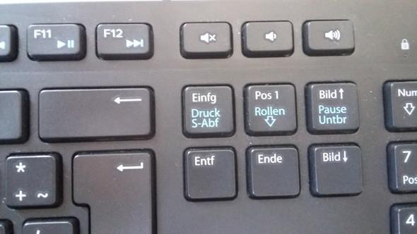 Warum gibt es die Einfg-Taste? (PC, Tastatur, komisch)