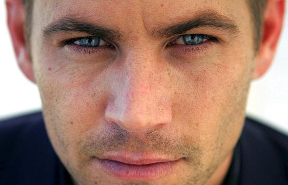Warum Hatte Paul Walker Kaum Falten Um Den Mund Herum Obwohl Er Immer Gelachelt Hat Promis Lachen Wieso