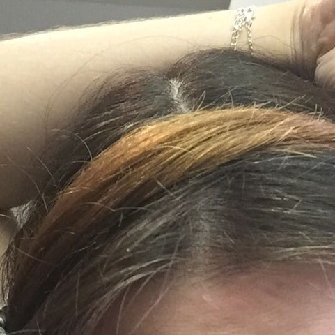 Warum ist mein blond so orange? Gelbstich entfernen?