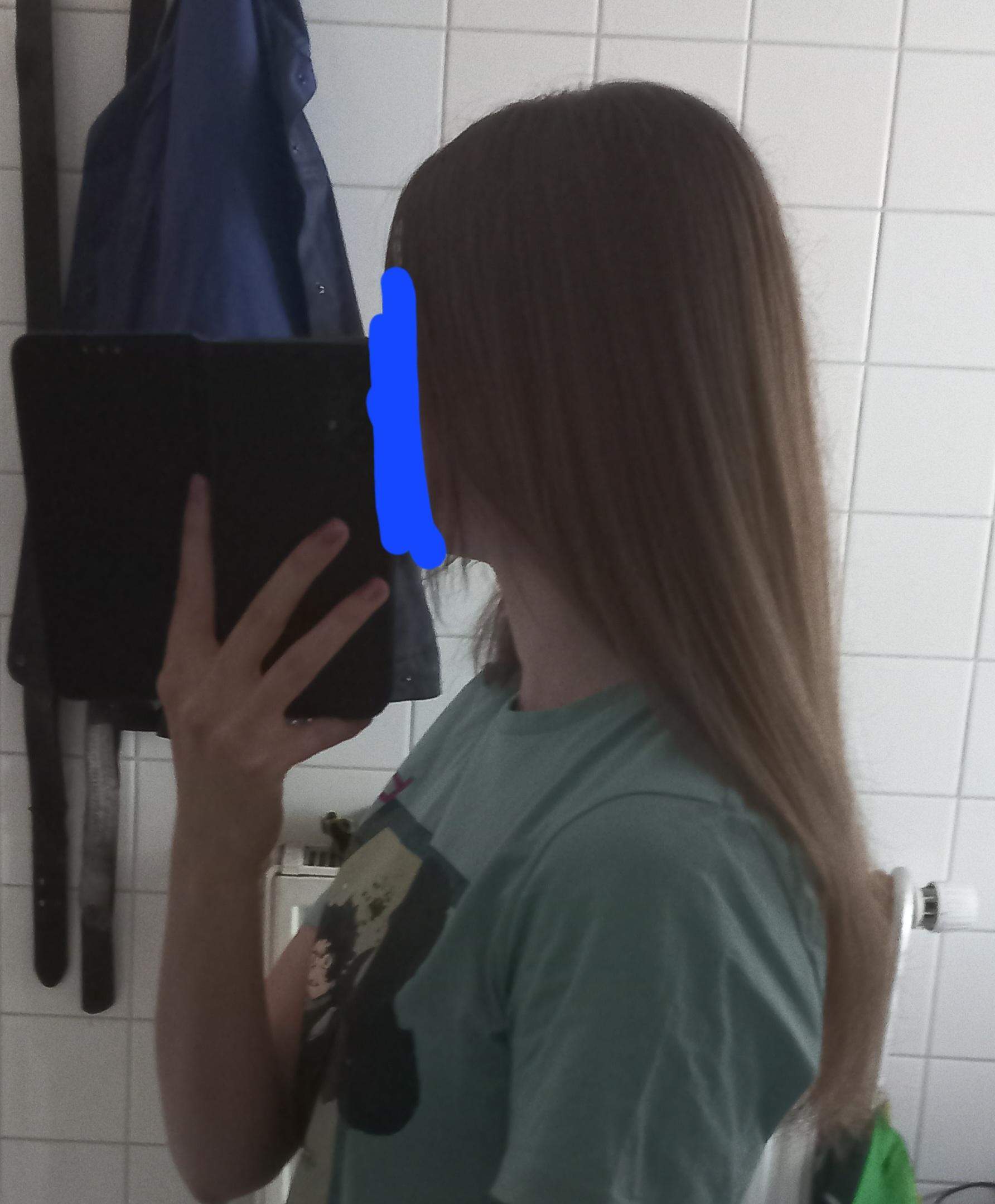 Warum Sehen Manche Frauen So Jung Aus Warum sehen meine Haare ungekämmt aus? (Mädchen, Frauen, Aussehen)