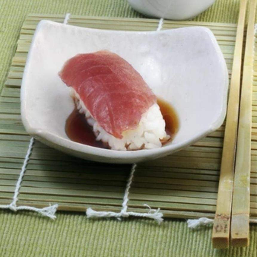 Warum sieht Thunfisch immer so anders aus? (Ernährung, Essen, Sushi) Warum sieht Thunfisch immer so anders aus? (Ernährung, Essen, Sushi)