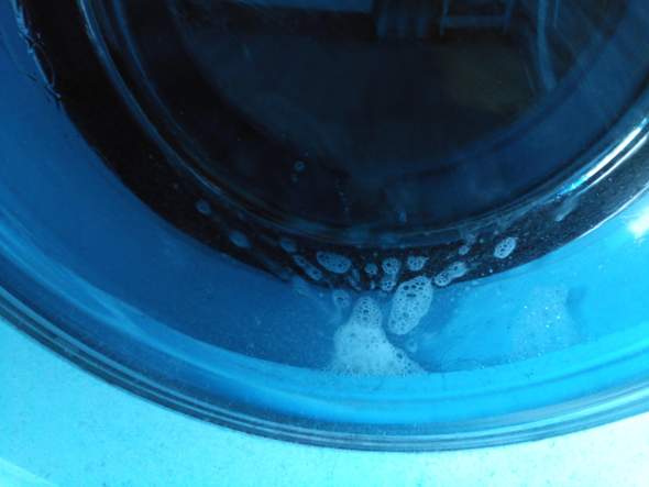 Warum so viel Schaum in der Waschmaschine, trotz 4 Mal spülen?