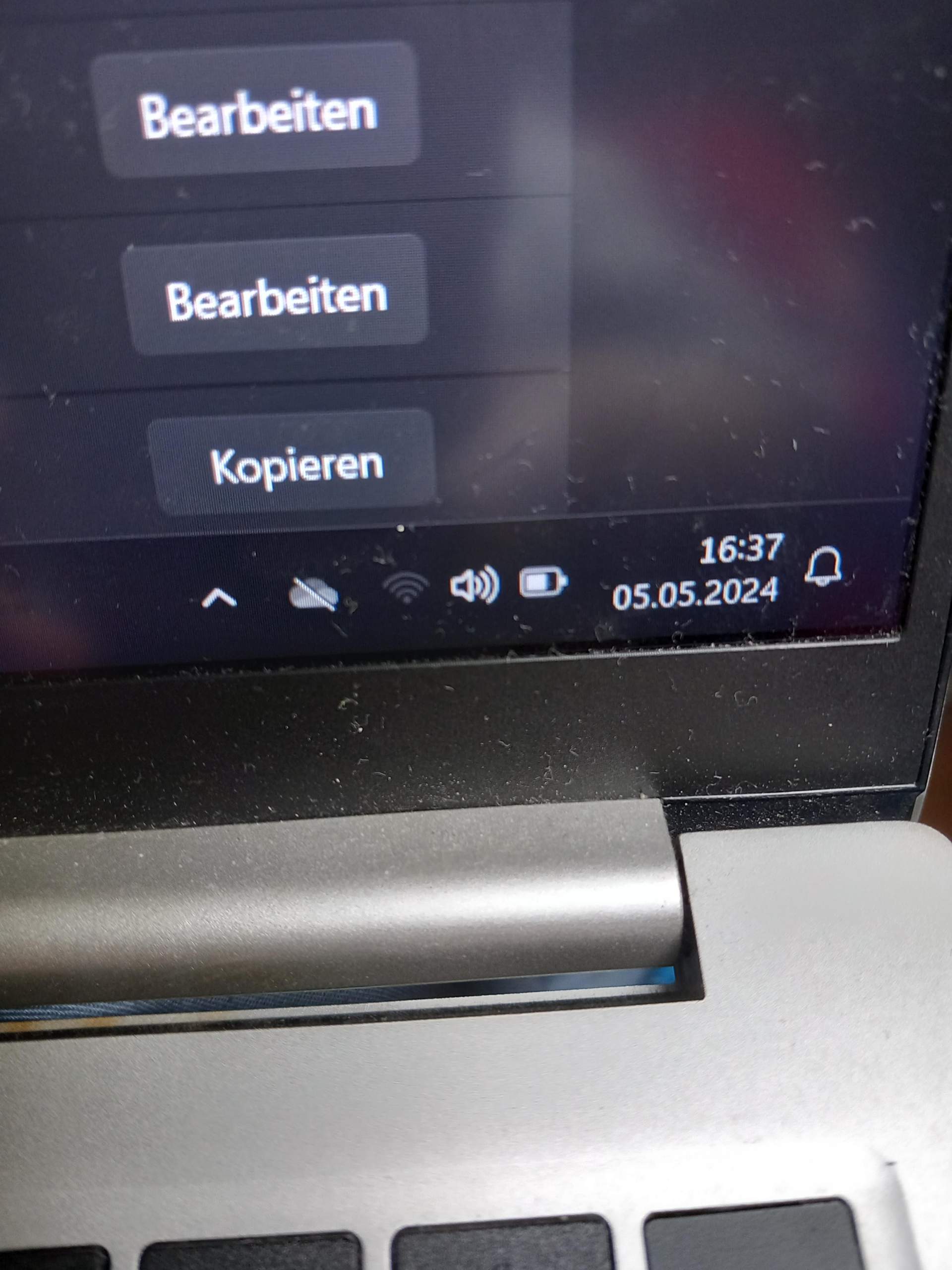Warum zeigt mein Laptop an, dass ich null Ballen Wlan hab? (Technik ...