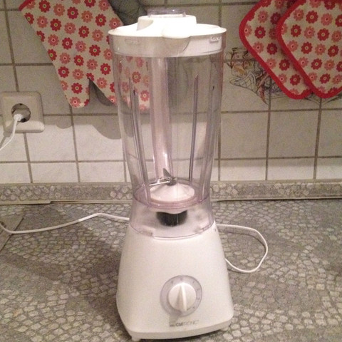 Mixer von der Marke clatronic. - (kaputt, mixer)