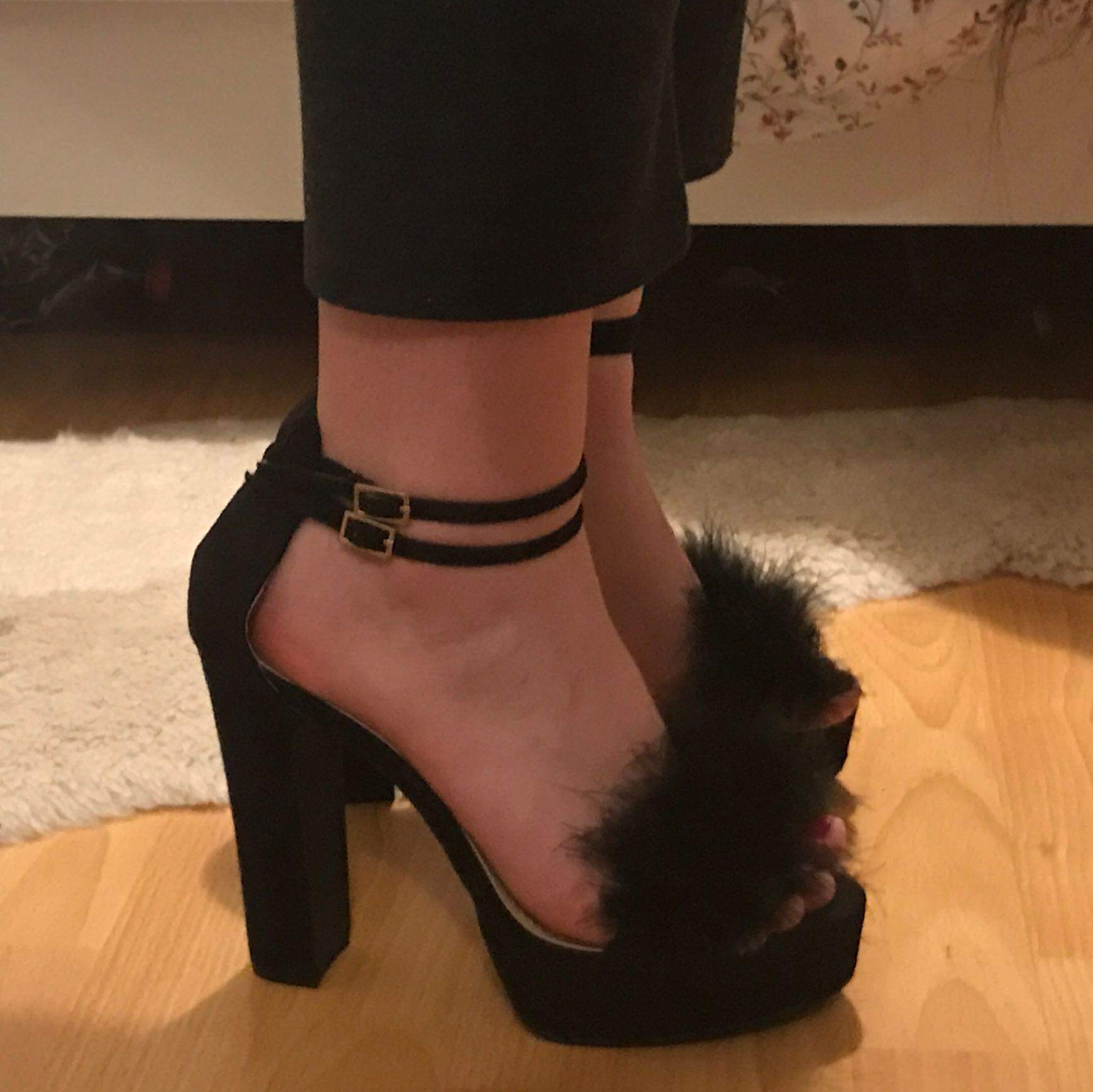 Was anziehen im guten Club? (Kleidung, Alkohol, Style)