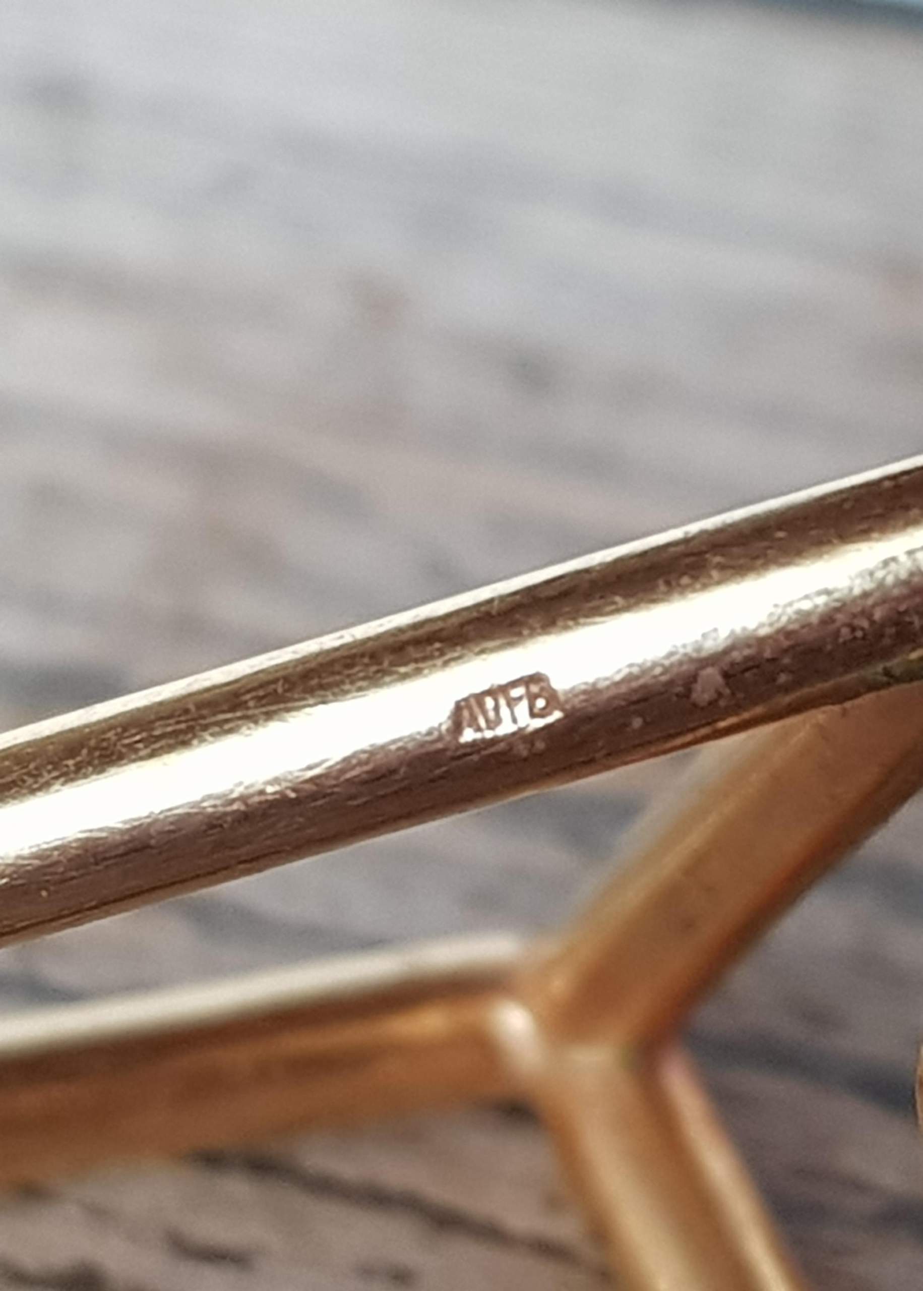 Was Bedeuten Buchstaben Auf Tabletten