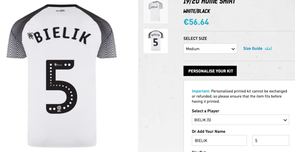 trikot mit spielernamen