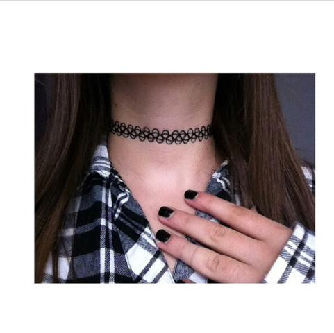 Was Bedeuten Dieses Schwarze Gemusterte Halsband Mode Schmuck