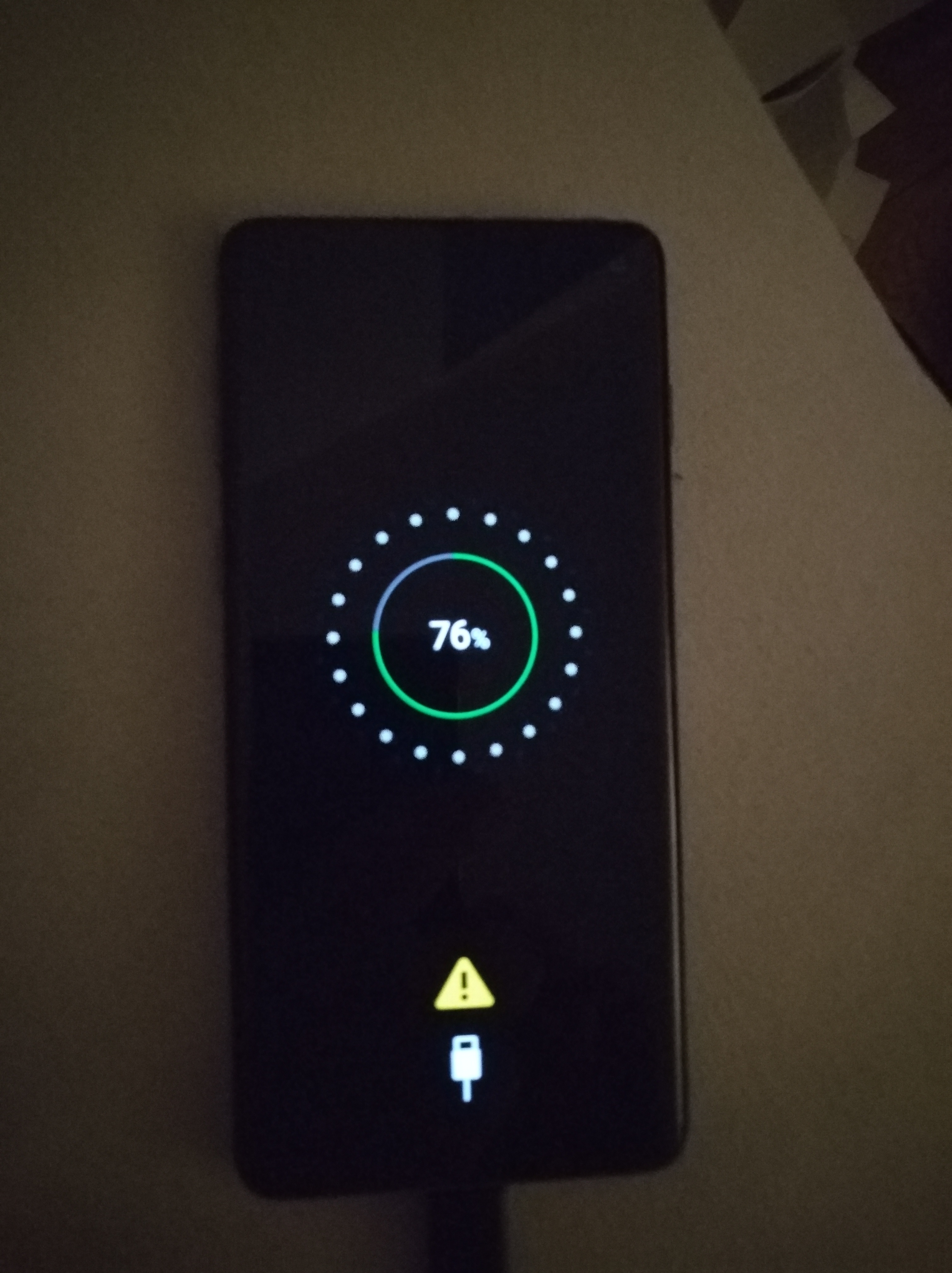 Was bedeutet diese Meldung beim Laden? (Smartphone, Samsung Galaxy s10)
