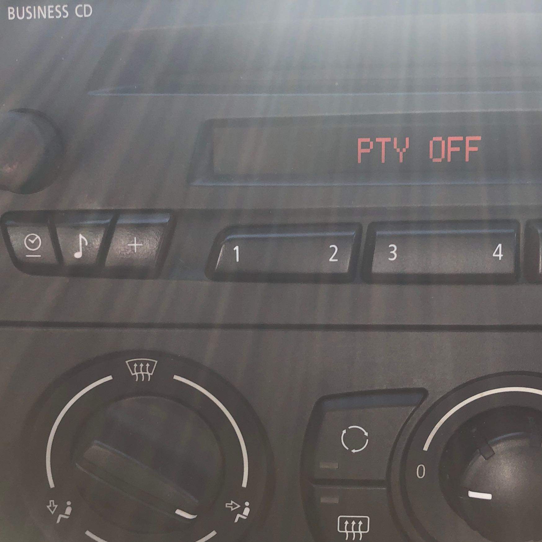 Was bedeutet PTY OFF ON? (BMW)
