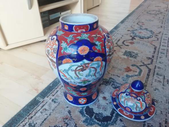 Was für eine Vase ist das, und wie alt ist sie?