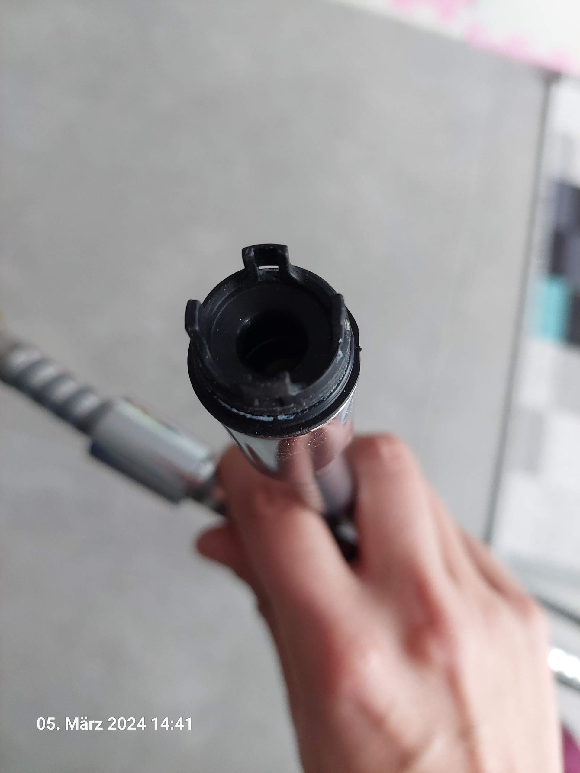 Teleskopischer Badezimmer Wasserschlauch 3 Meter - Flexibler Brauseschlauch Mit Feder