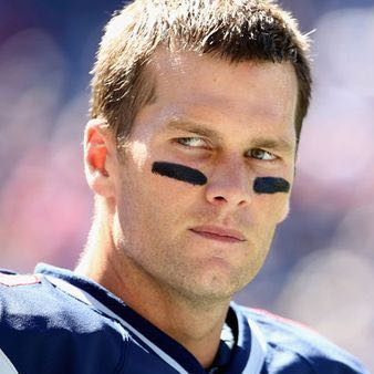 Tom Brady mit typischer Football Bemalung - (Sport, Amerika, American Football)