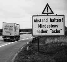  - (Straßenverkehr, Autobahn, Tacho)