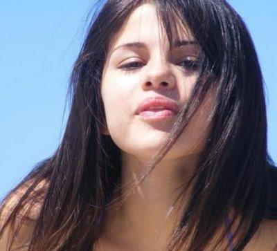 Selena ungeschminkt - (Beauty, Schönheit, Make-Up)