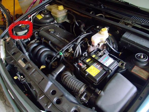 Was Ist Das Fur Ein Behalter Im Motor Wichtig Auto Ford Fiesta