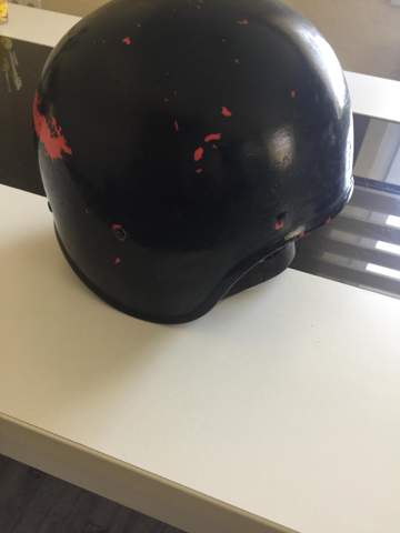 Was ist das für ein DDR Helm?