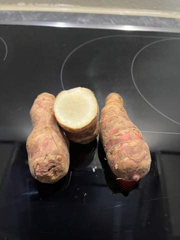 Was ist das für ein Gemüse, (Kartoffel?)?