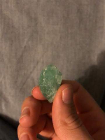 Was ist das für ein Kristall/ Stein?
