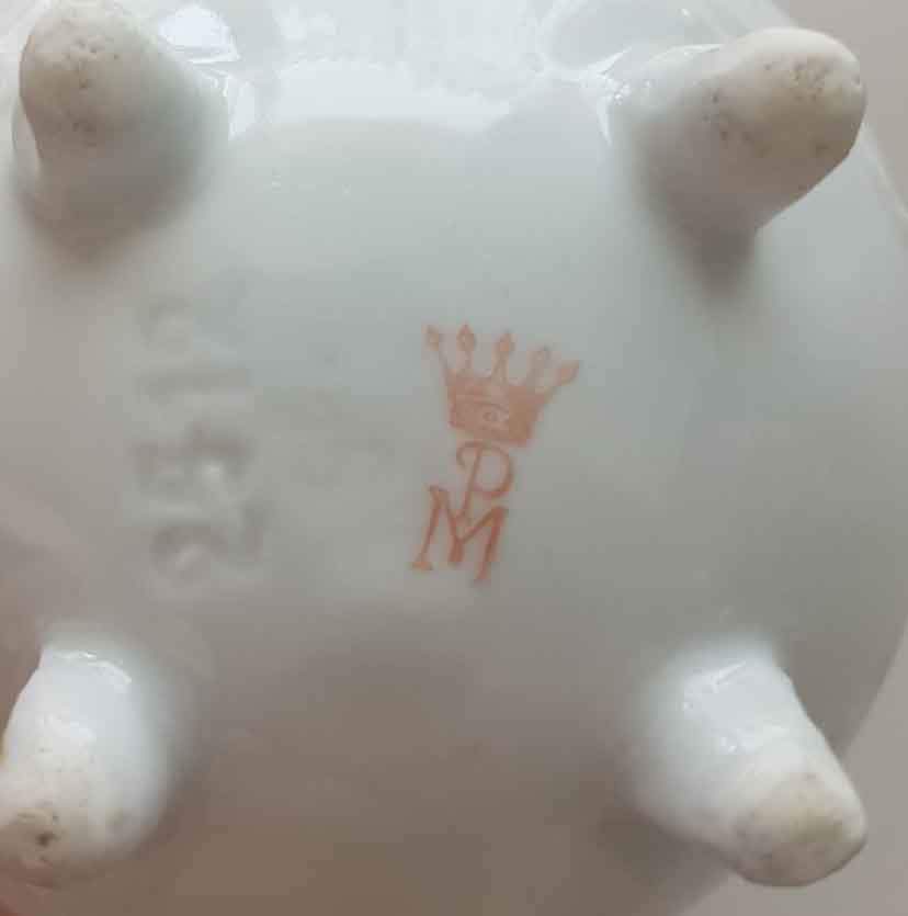Was ist das für ein Porzellan? (Stempel)