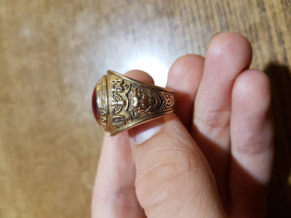 Was Ist Das Fur Ein Ring Mit Echtgold Wert Alt Gold