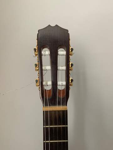 Was ist das für eine Akustik Gitarre? (Instrument, Saiten, Akustikgitarre)