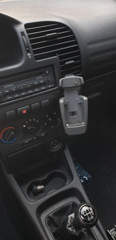 - (Computer, Technik, Handy)