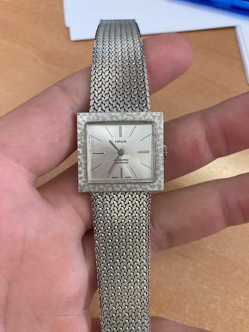 Was ist das für eine Uhr?